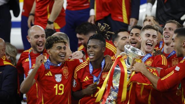 Lamine Yamal, Nico Williams y Fermín López levantan el título de la Eurocopa 2024