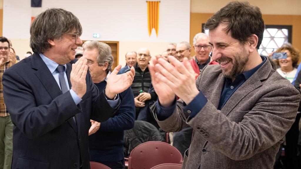 El expresidente de la Generalitat fugado, Carles Puigdemont, y el líder de Junts en el Parlamento Europeo, Toni Comín