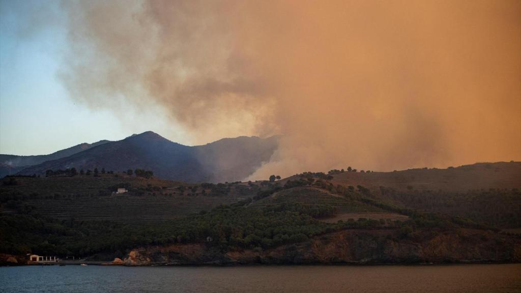 Incendio forestal en los municipios de Colera y Portbou (Girona) en agosto de 2023