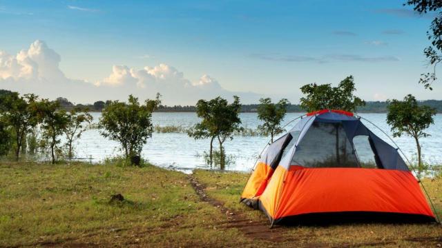 Camping cerca del mar