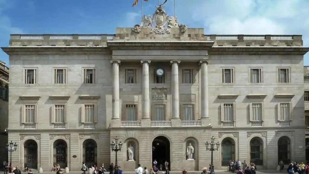 Fachada del Ayuntamiento de Barcelona