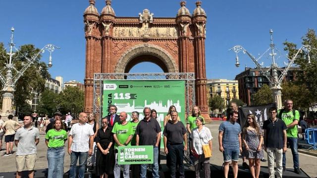 Miembros de la ANC y de Òmnium Cultural en la presentación de la Diada 2024