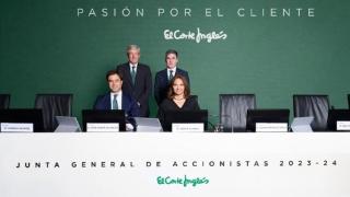 Gastón Bottazzini y Marta Álvarez en la junta de accionistas de El Corte Inglés