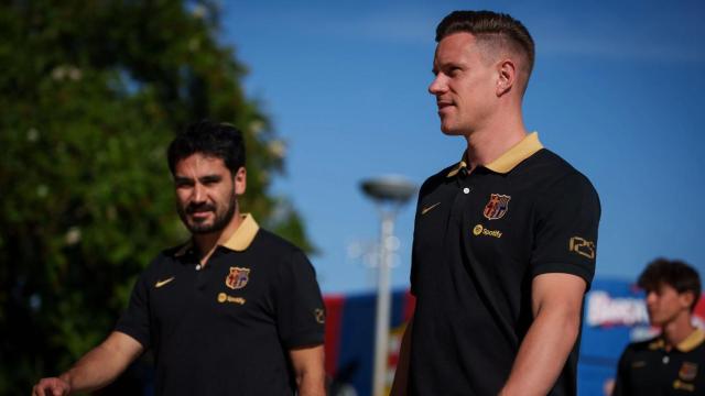 Ter Stegen y Gundogan, del clan alemán, antes de un entrenamiento del Barça