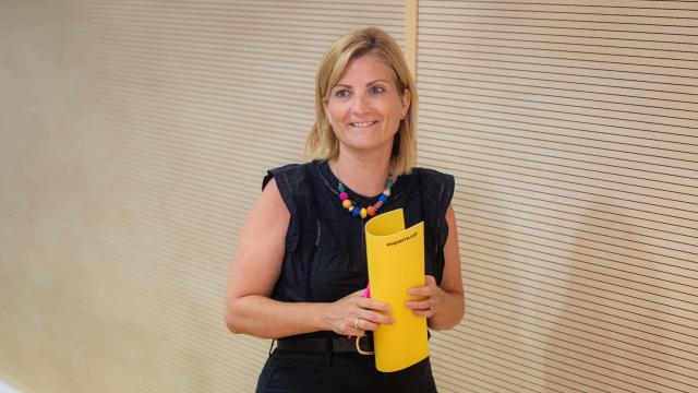 Raquel Sans presenta el preacuerdo de investidura de Salvador Illa