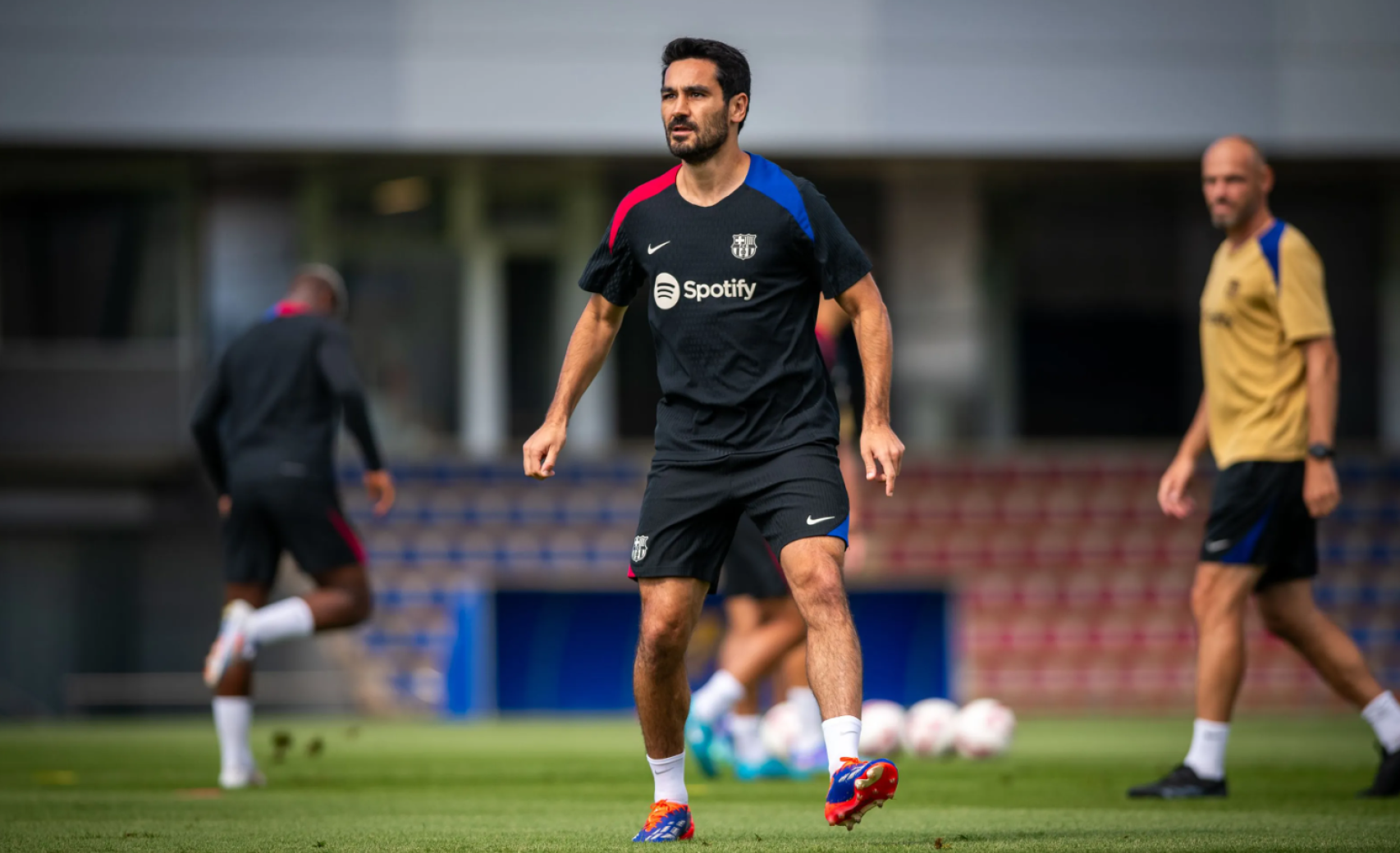 Ilkay Gundogan, en un entrenamiento del Barça