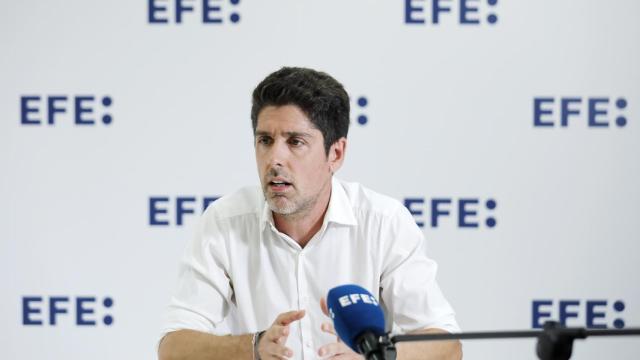 El portavoz de Comuns en el Parlamento de Cataluña, David Cid, durante una entrevista con EFE