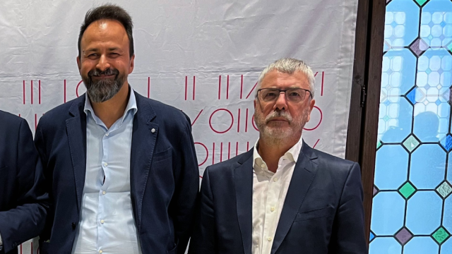 Imagen de Santiago Aguilera (derecha), en un acto institucional