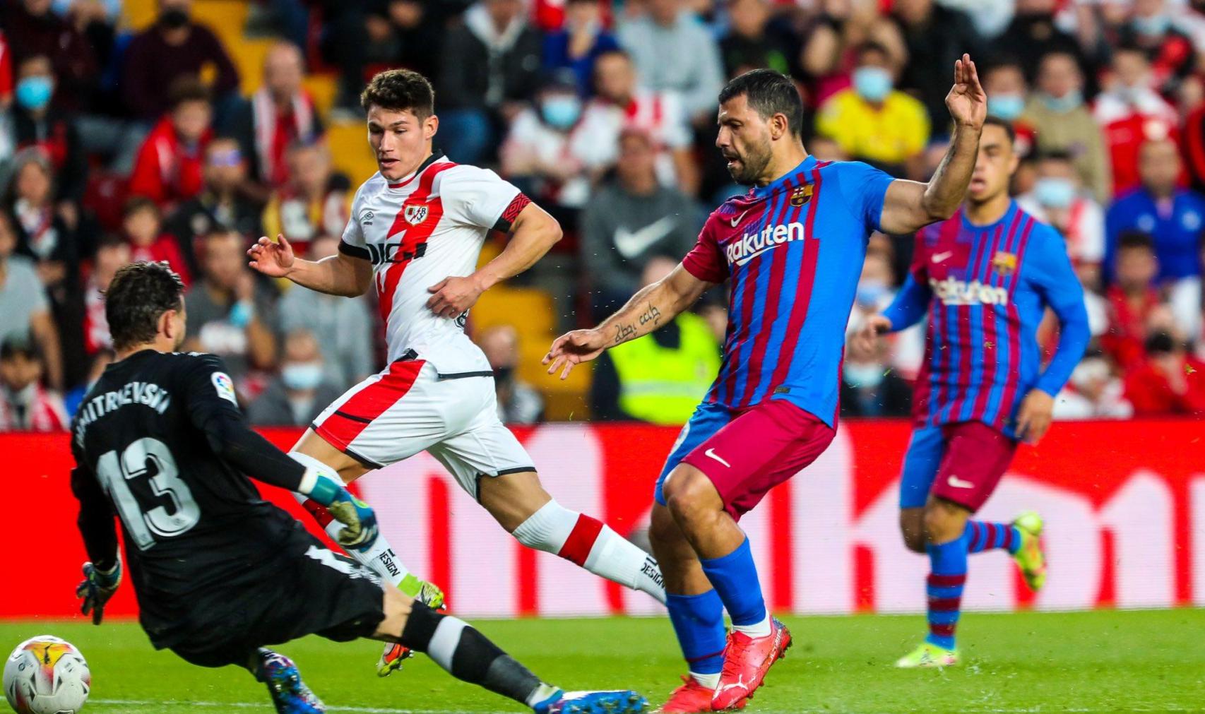 Sergio 'Kun' Agüero en un partit contra el Rayo a Vallecas