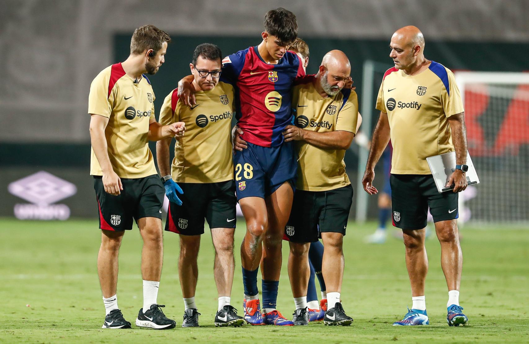 Marc Bernal marxa lesionat de Vallecas
