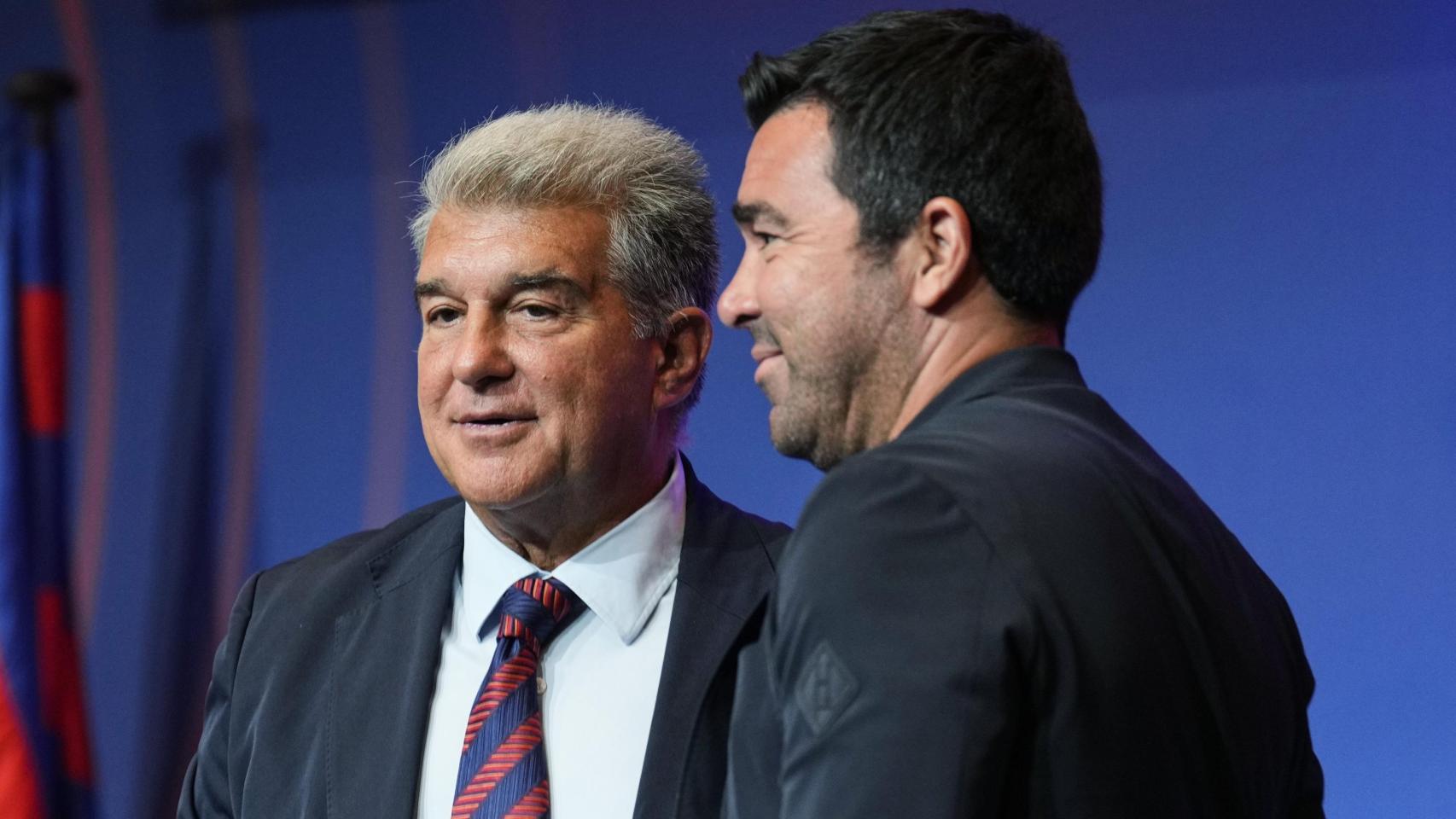 El presidente del Barça, Joan Laporta, y el director deportivo, Deco, en un acto del club