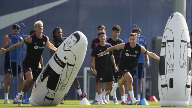 Los futbolistas del Barça de Hansi Flick entrenan antes de un partido de la Liga