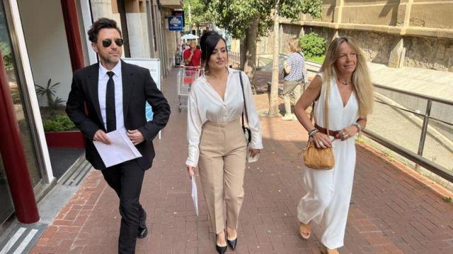 Imagen de Dani Pinto con el resto de regidoras del grupo municipal de Vox en Terrassa