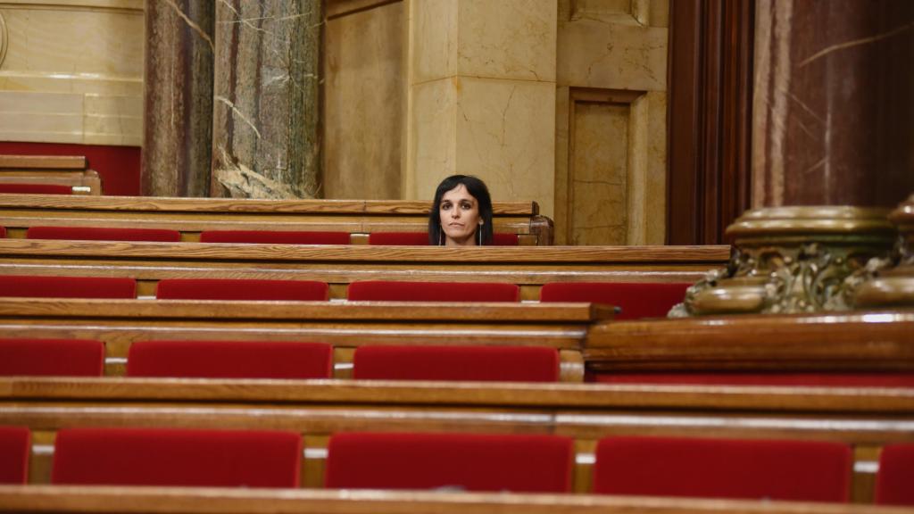 La alcaldesa de Ripoll, Sílvia Orriols, en el Parlament