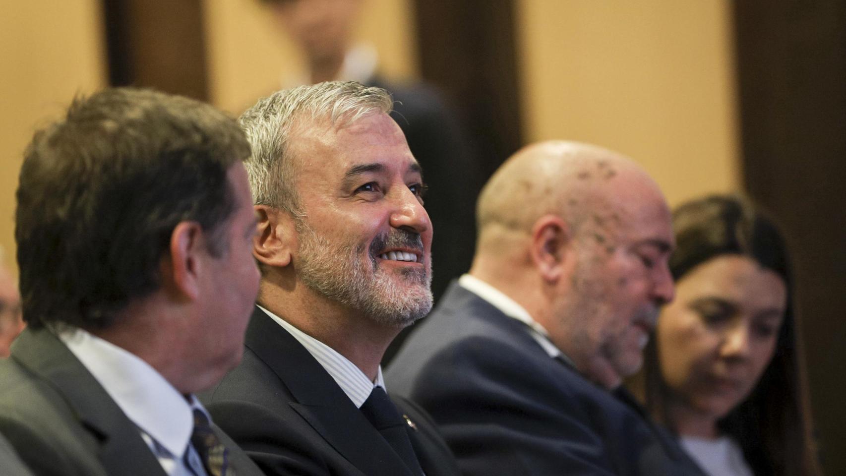 El alcalde de Barcelona, Jaume Collboni, junto al consejero delegado de GMG, Xavier Salvador