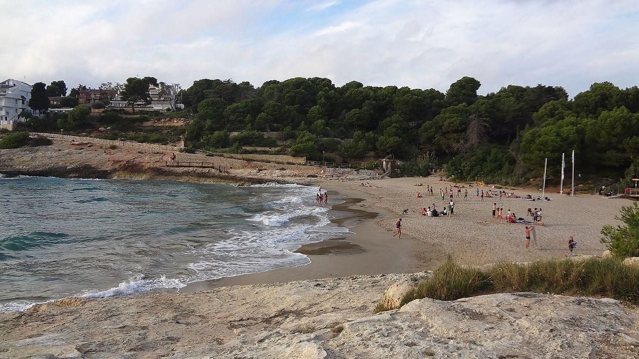Un hombre de 70 años muere ahogado en la playa de Altafulla
