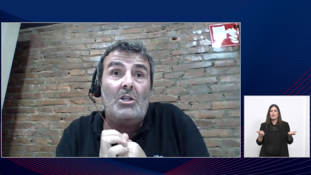 Xavier Sala Martin durant l'assemblea telemàtica del Barça
