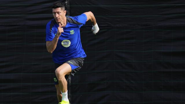 Lewandowski, en el entrenamiento del Barça