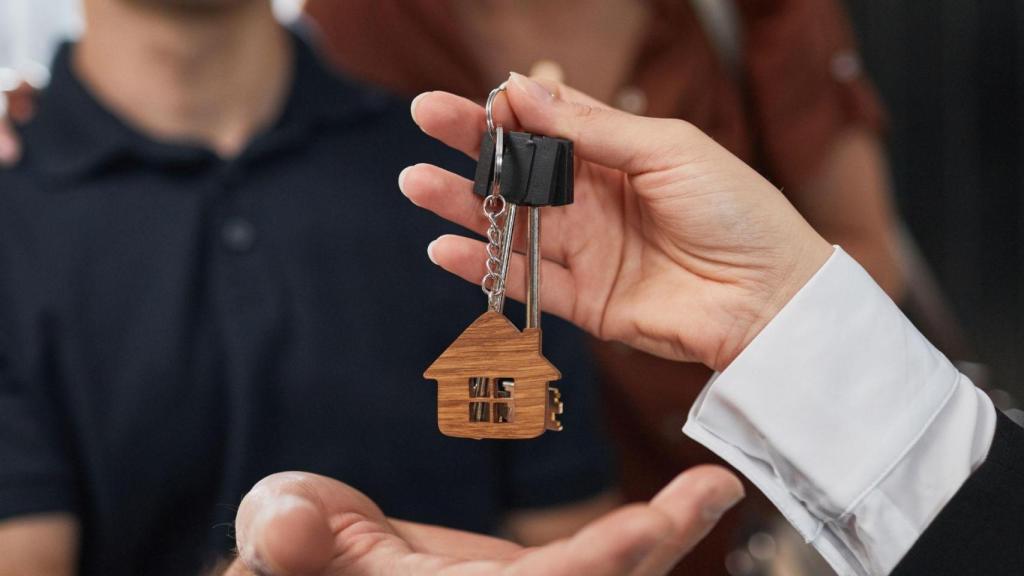 Esta es la media de edad para solicitar una hipoteca en Cataluña: más tarde que en el resto de España