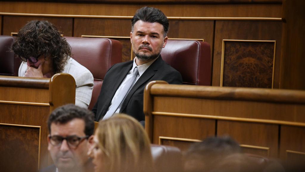 El portavoz de ERC en el Congreso, Gabriel Rufián, durante un pleno en el Congreso