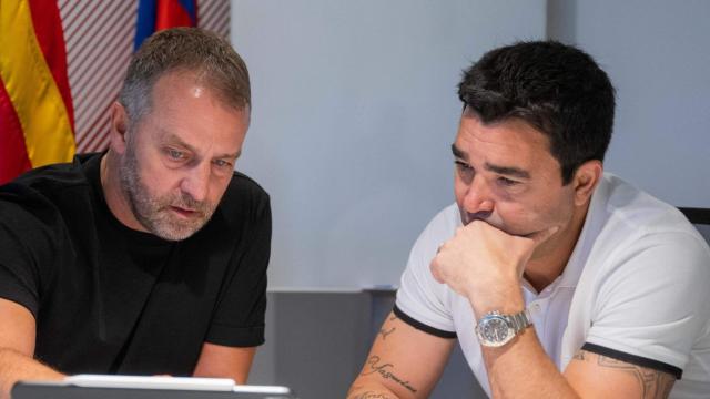 Hansi Flick, en una reunión con Deco, en la Ciutat Esportiva del Barça