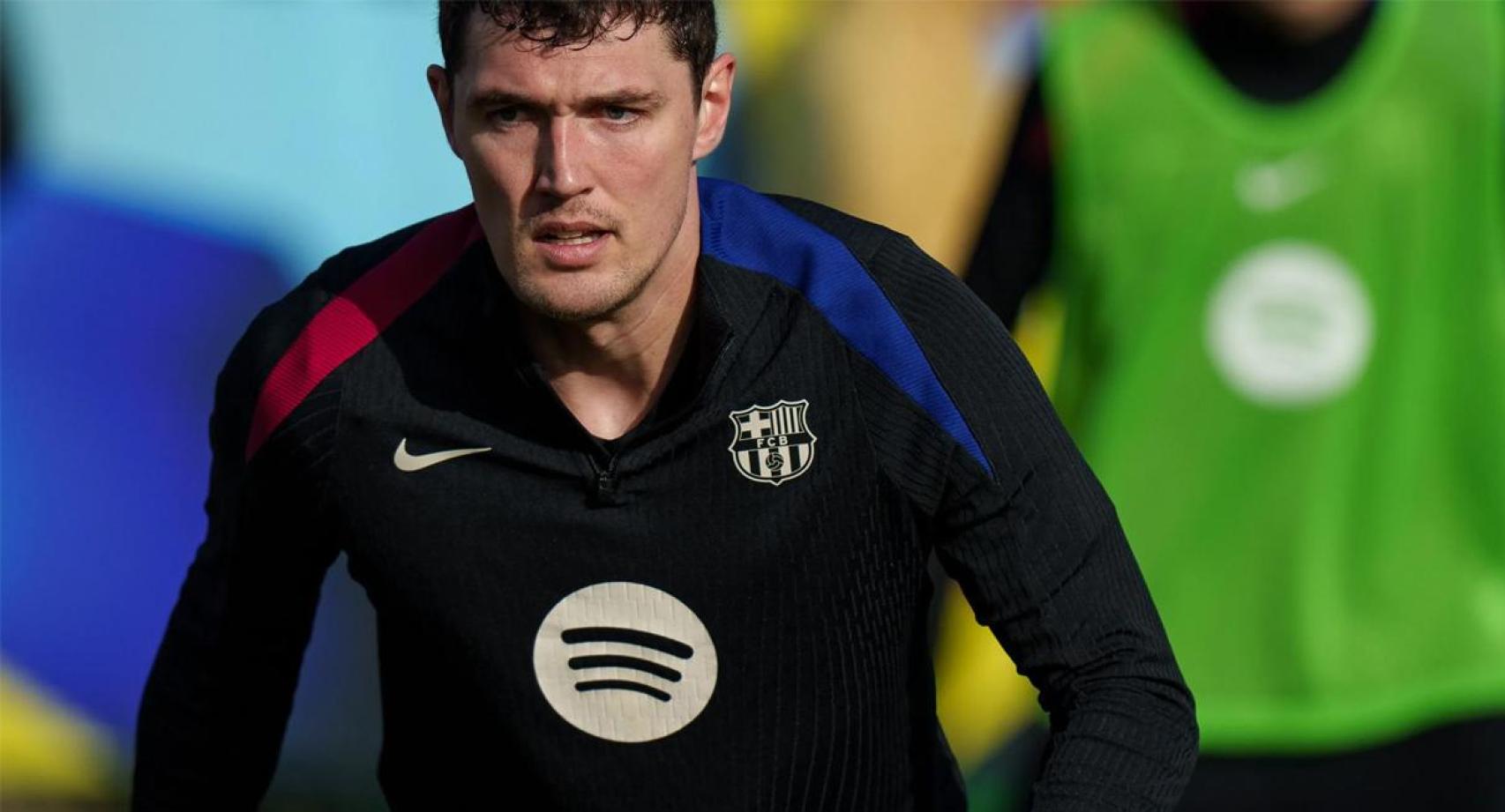 Andreas Christensen, durante el entrenamiento del Barça del 18 de diciembre