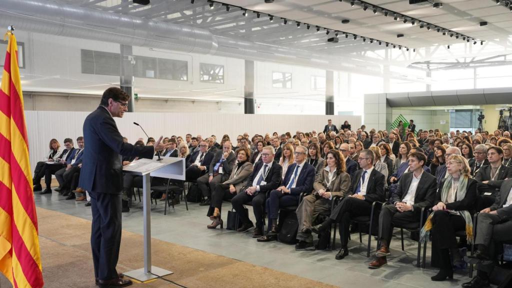 El presidente de la Generalitat, Salvador Illa, durante las jornadas de trabajo con 350 directivos de la Generalitat y de empresas públicas catalanas