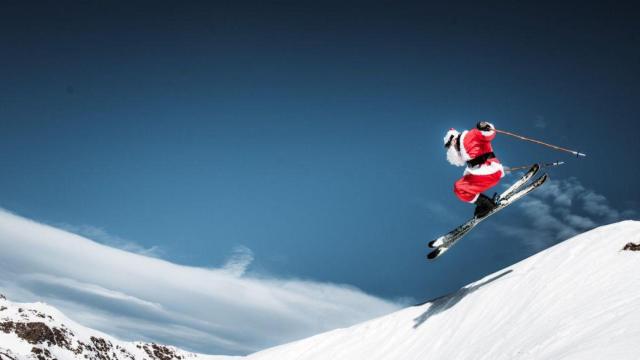 Papá Noel esquía en Andorra