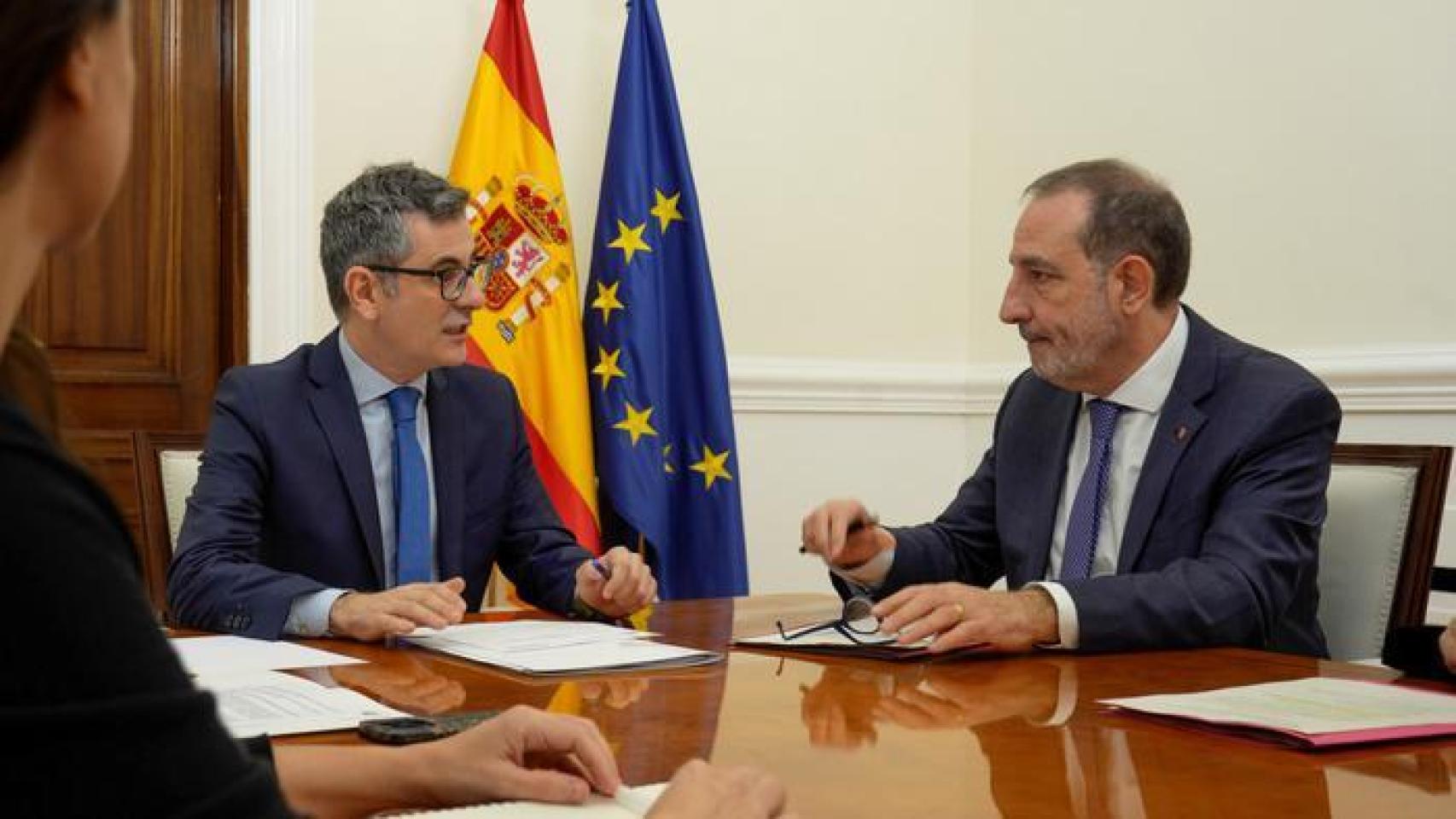 Una reunión anterior entre el ministro de Justicia, Félix Bolaños, y el 'conseller' Ramon Espadaler