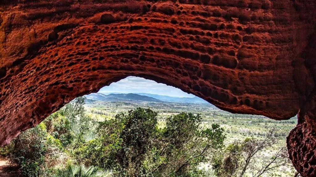 Cueva de la montaña del Areny