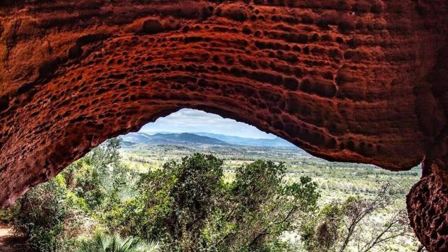 Cueva de la montaña del Areny