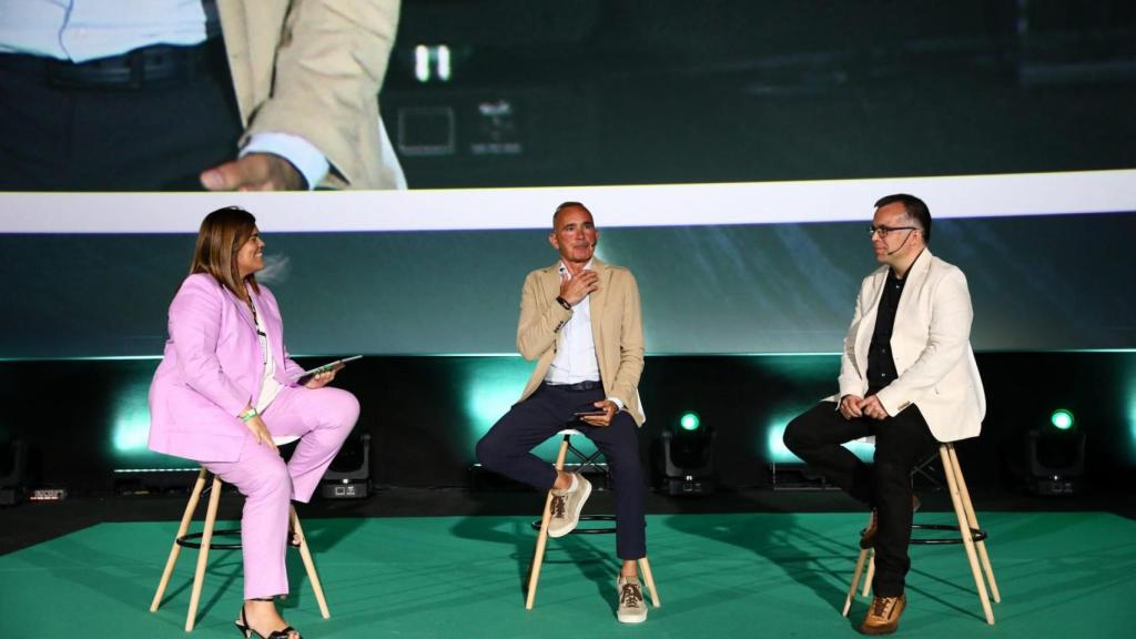 Imagen de archivo de Lluís Anaya (centro)