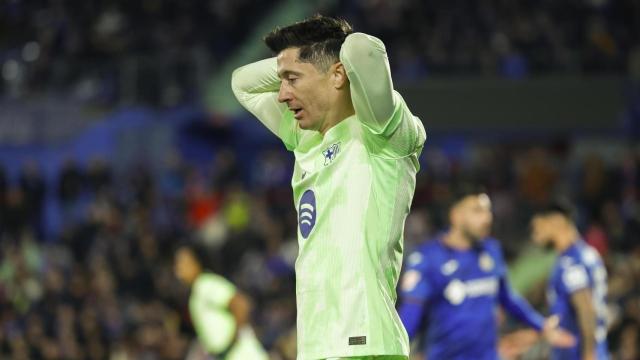 Lewandowski se lamenta de una ocasión perdida ante el Getafe