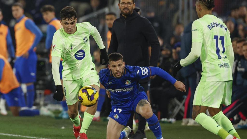 Pedri supera a Carles Pérez