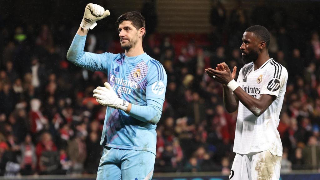 Thibaut Courtois y Antonio Rüdiger agradecen el apoyo a la afición del Real Madrid en el triunfo contra el Brest