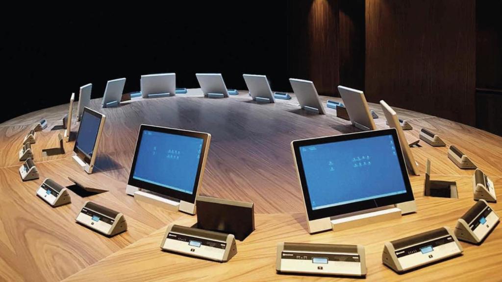 Solución para el consejo de administración de un banco de MC Ingenieros