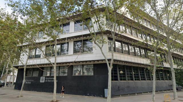 Instalaciones de la escuela Assembler