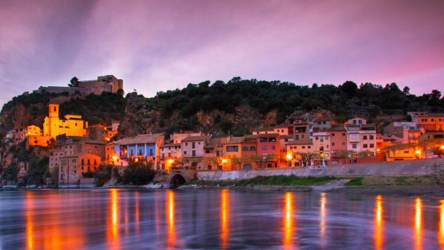 Ni la Costa Amalfitana ni la Toscana: este precioso pueblo se encuentra en Cataluña, Miravet