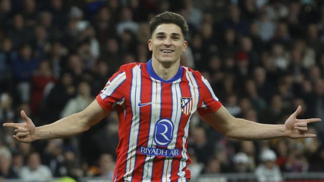 Julián Álvarez celebra su gol de penalti contra el Real Madrid