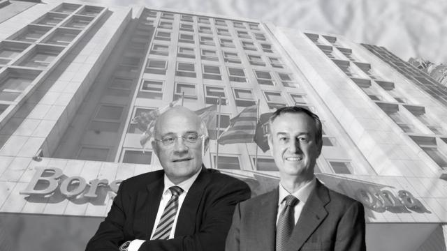 El presidente de Banco Sabadell, Josep Oliu (izq.), y el consejero delegado, César González-Bueno, con la Bolsa de Barcelona al fondo / CG