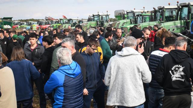Concentración de agricultores en Pontós este lunes