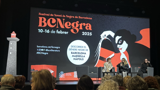 Virginia Feito, Cristina Cerrada e Yrsa Sigurðardóttir en el festival BCNegra 2025