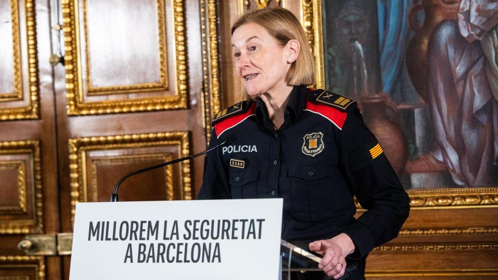 Comisaria Montserrat Estruch, jefa de la Región Policial de Barcelona de Mossos d'Esquadra