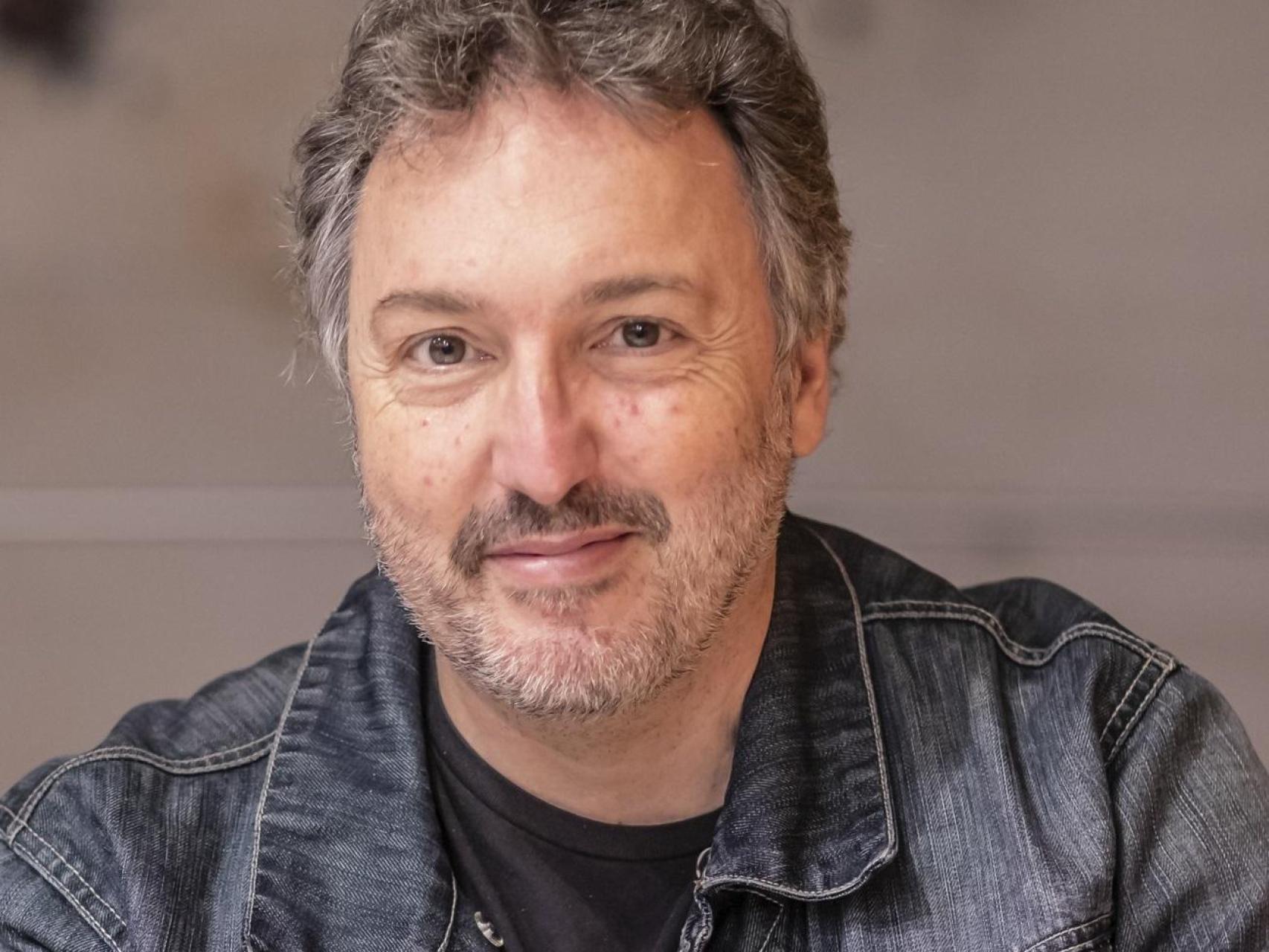 El escritor Carlos Zanón, comisionado de la BCNegra 2025 / EP