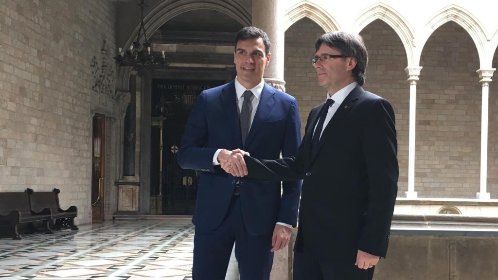 Pedro Sánchez y Carles Puigdemont, en 2017