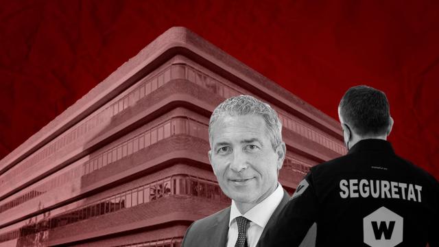 Guardia de seguridad de Wakeful y el 'exconseller' Cambray, ante la Consejería de Educación