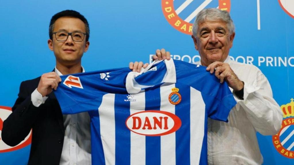 Daniel Sánchez Llibre (derecha)