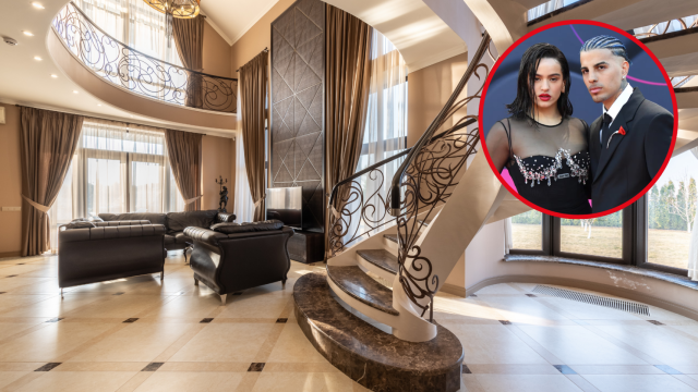 Fotomontaje Rosalía y Rauw Alejandro y el interior de una casa