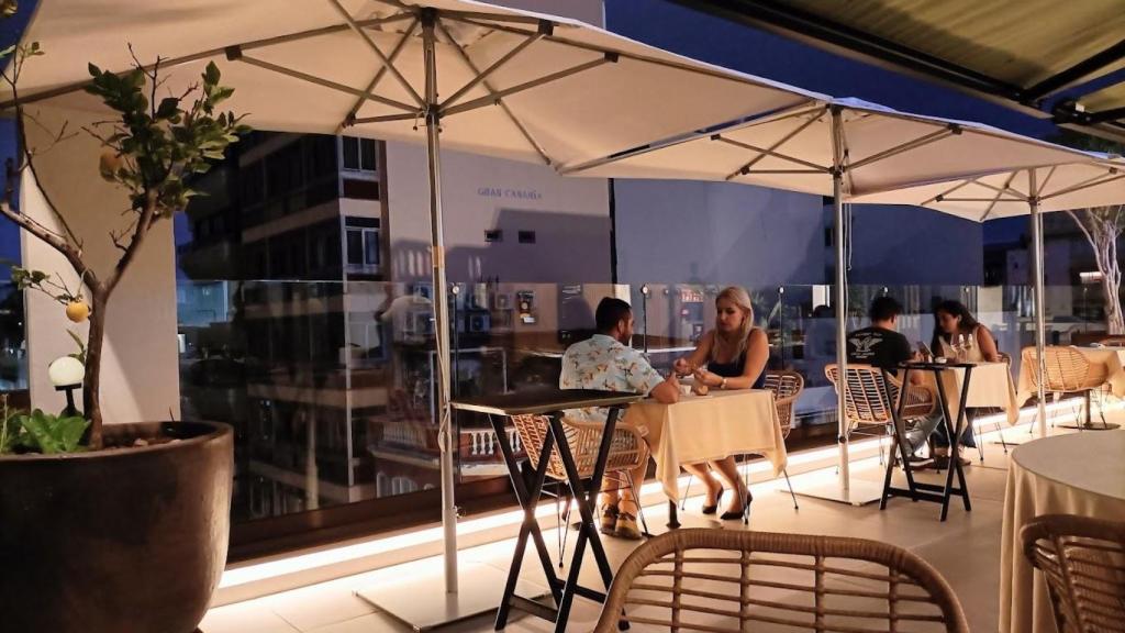 El restaurante MuXgo, en el Hotel Santa Catalina de Las Palmas, alojamiento de los jugadores del Barça