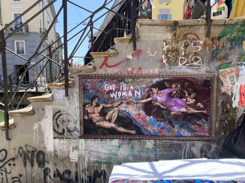 God is a women (2022)